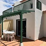 아파트 Las Adelfas 2 *