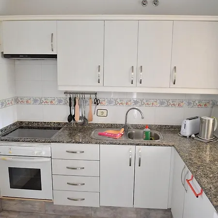 Lägenhet Adelfas 2 *