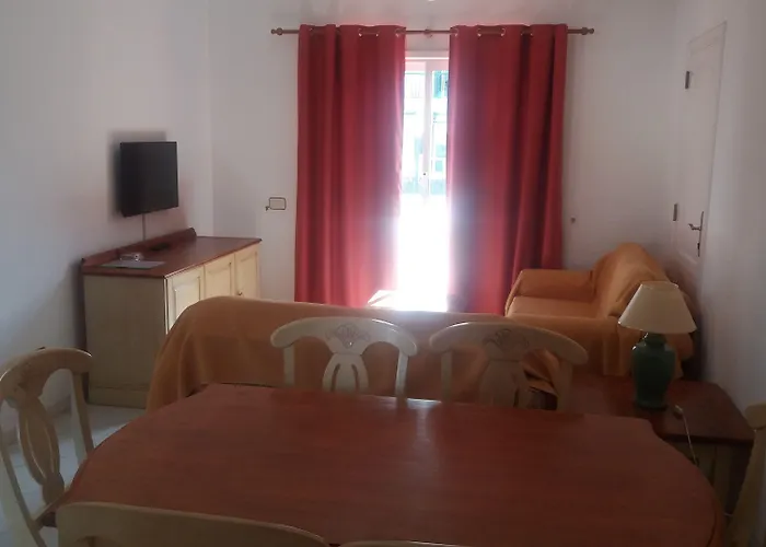 Adelfas 2 Apartamento