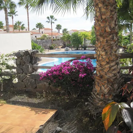 Appartement Adelfas 2 *