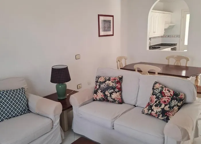 Adelfas 2 Appartement *