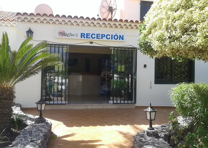 Appartement Adelfas 2 *