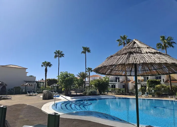 Adelfas 2 Apartman *